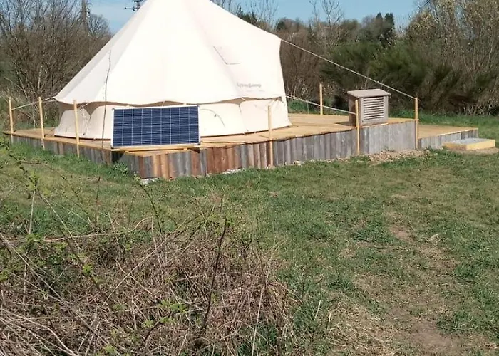 キャンプ場 Glamping Calvados *